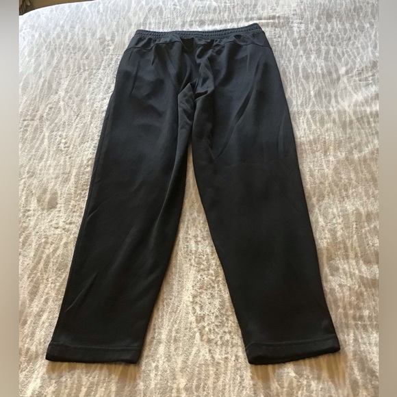 Old Navy Active Men’s Tapered Pants - Picture 3 of 4
